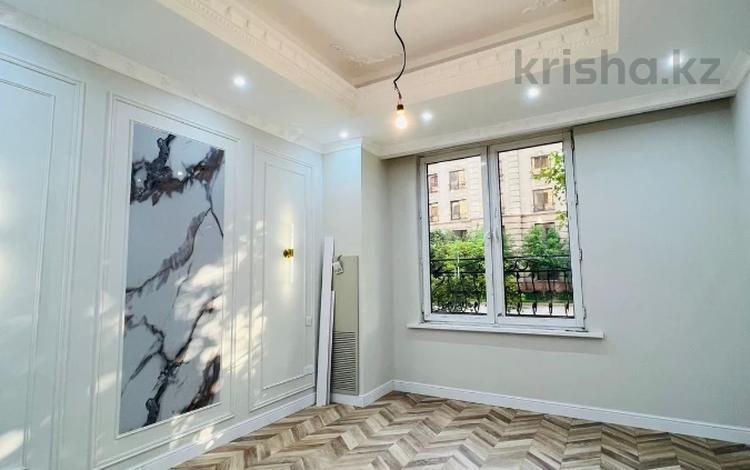 3-комнатная квартира · 107 м² · 1/7 этаж, мкр Мирас за 127 млн ₸ в Алматы, Бостандыкский р-н — фото 13