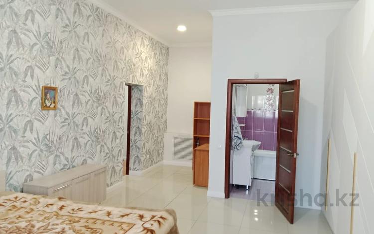 Отдельный дом · 7 комнат · 500 м², мкр Шугыла, Байтели 44 за 2 млн ₸ в Алматы, Наурызбайский р-н — фото 16