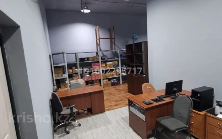 Еркін, кеңселер, қоймалар · 64 м², бағасы: 400 000 ₸ в Алматы, Алмалинский р-н — фото 2