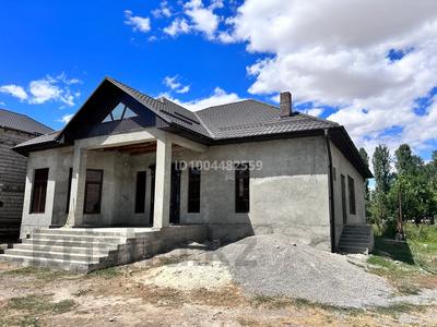 Продажа домов и дачи в Туркестанской обл.: Отдельный дом · 4 комнаты · 220 м² · 15 сот., Үббі тастанов 7 — Калин за 29.9 млн 〒 Отдельный дом · 4 комнаты · 220 м² · 15 сот., Үббі тастанов 7 — Калин за 29.9 млн 〒 в Шолаккоргане