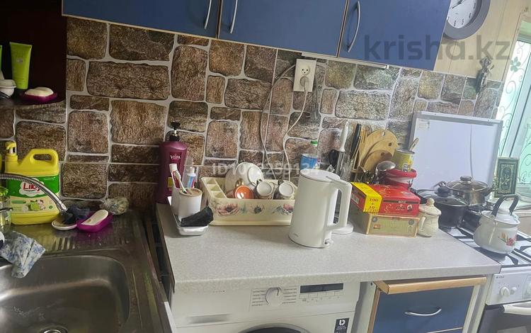 3-комнатная квартира · 48 м² · 1/1 этаж, Алтын адам аллеясы 138/4 — Медициналық колледж, Toi mart за 13 млн ₸ в Есик — фото 2