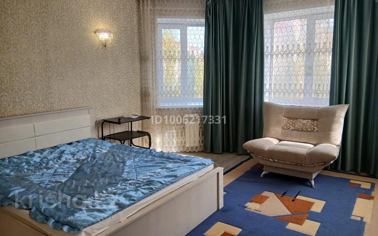 1-бөлмелі пәтер · 60 м² · 3/5 қабат, мкр. Алтын орда, Батыс 2 9/3, бағасы: 24.9 млн ₸ в Актобе — фото 2