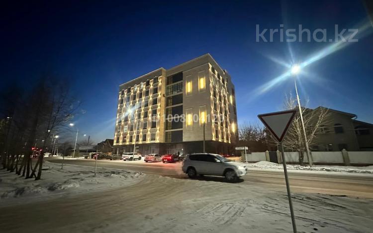 Еркін, кеңселер, дүкендер мен бутиктер, қоғамдық тамақтану орны, сұлулық салондары, медорталықтар мен дәріханалар, білім орталықтары, ойын-сауық · 256.3 м², бағасы: 146 млн 〒 в Кокшетау — фото 2