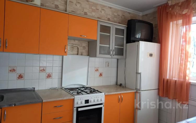 2-комнатная квартира, 54 м², 1/5 этаж, Турксибская 30