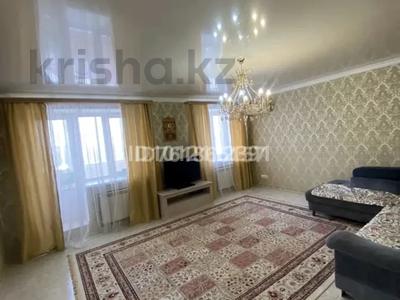 2-комнатная квартира · 72 м² · 4/10 этаж, мкр 5, Алия Молдагулова 13 — Тайбекова за 26 млн ₸ в Актобе