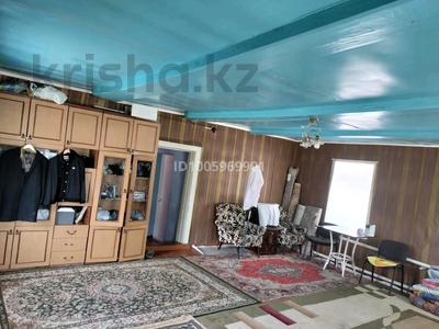 Отдельный дом · 3 комнаты · 100 м², Чапаева 60 — Налоговый комитет за 40 000 〒 в Уральске