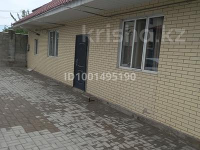 Отдельный дом · 2 комнаты · 60 м² · 6 сот., мкр Кемел (Первомайское), Сералина — Конечная 208 маршрута за 150 000 〒 в Алматы, Жетысуский р-н