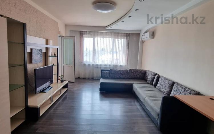 1-комнатная квартира, 43 м², 3/5 этаж помесячно, Каратал за 100 000 〒 в Талдыкоргане, Каратал — фото 3