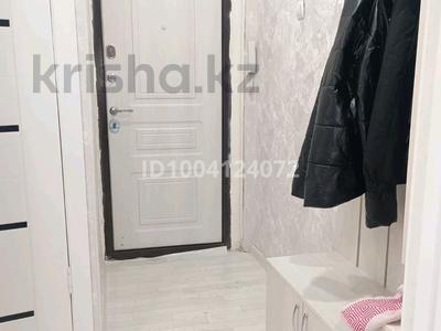 3-комнатная квартира · 48 м² · 2/5 этаж, Абая 72 — Находится возле ТЦ Есдаулет за 10 млн 〒 в Темиртау