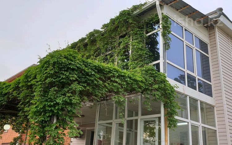 Отдельный дом · 5 комнат · 220 м² · 9 сот., Мкр. Толкын 4 за 43 млн ₸ в Атырау — фото 2