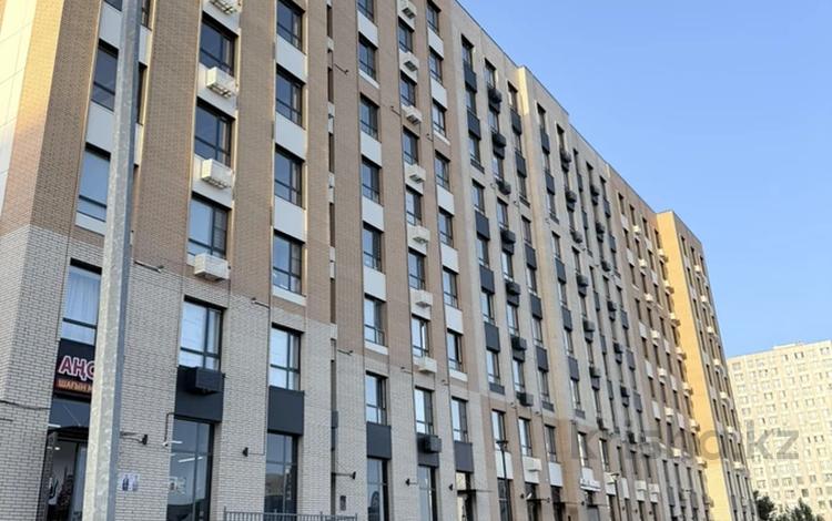 1-комнатная квартира · 35.4 м² · 3/9 этаж, Мухамеджан Тынышбайулы 10 за 20.8 млн ₸ в Астане, Сарайшык р-н — фото 2