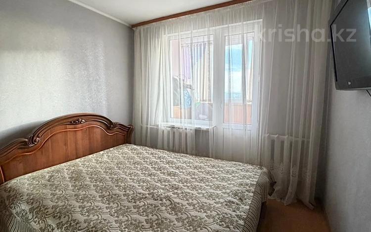 3-комнатная квартира · 63.8 м² · 8/10 этаж, Бориса Александрова 14Б за 31 млн ₸ в Усть-Каменогорске — фото 2