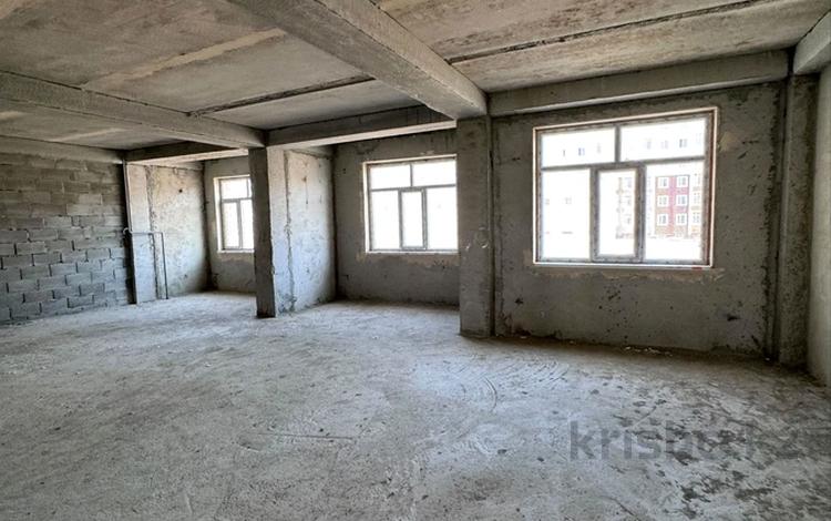 4-комнатная квартира · 152 м² · 2/7 этаж, 20-й мкр 38 за 38 млн ₸ в Актау — фото 2