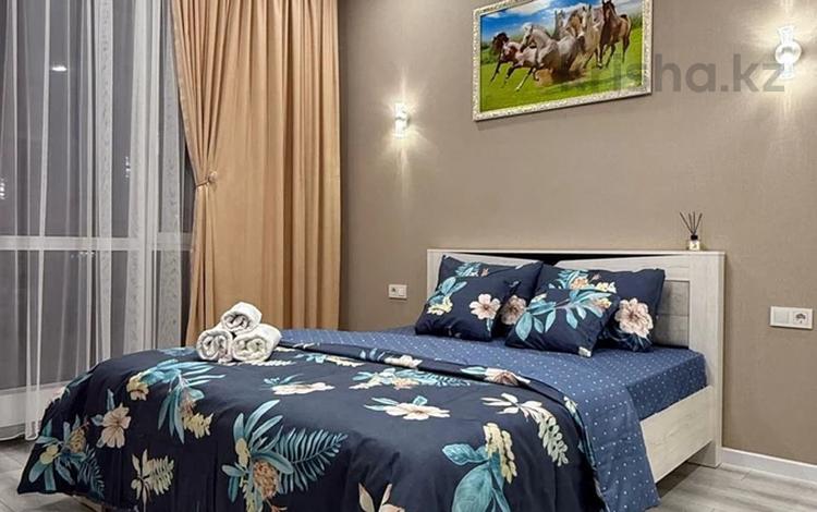 2-комнатная квартира · 70 м² · 14/16 этаж, 18-й микрорайон, Рыскулова 33/2 — Мед центр Сенім, салон красоты Богиня за 20 000 ₸ в Шымкенте, Аль-Фарабийский р-н — фото 18