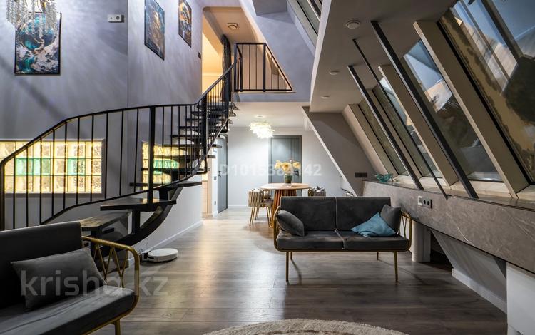 4-комнатная квартира · 140 м² · 32/33 этаж, Аль-фараби 9 5г за 95 000 ₸ в Алматы, Медеуский р-н — фото 3