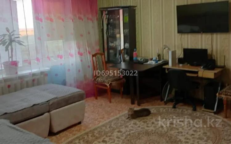 2-комнатная квартира · 51.5 м² · 2/5 этаж, 4 микрорайон за 11 млн ₸ в Абай — фото 5