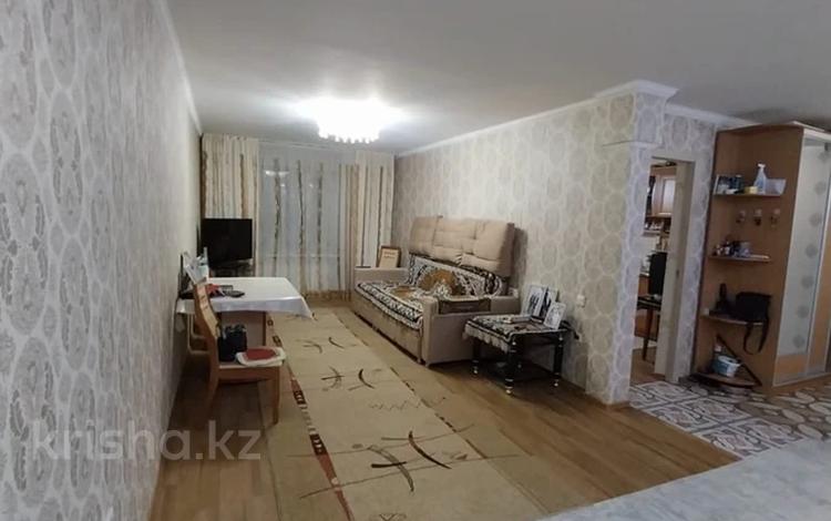 3-комнатная квартира · 100 м² · 1/3 этаж, Сатпаева 25 за 40.6 млн ₸ в Усть-Каменогорске — фото 2