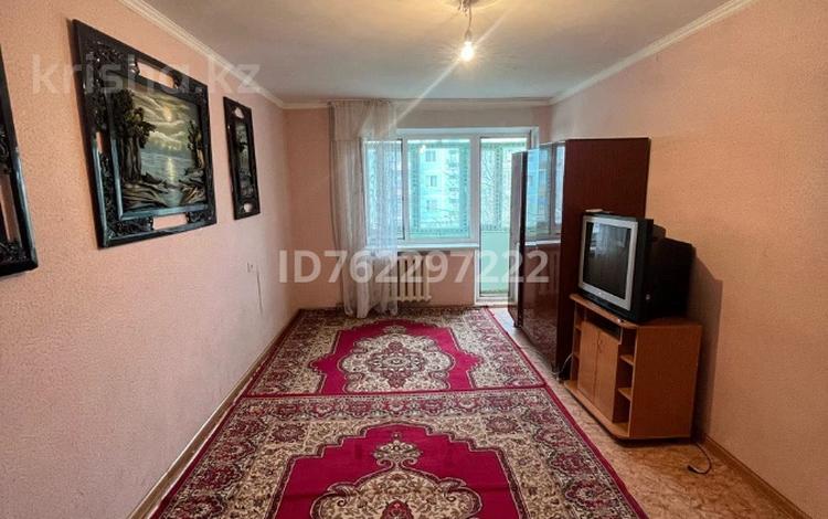 1-комнатная квартира · 35 м² · 3/5 этаж, проспект Абая 32 за 90 000 ₸ в  — фото 2