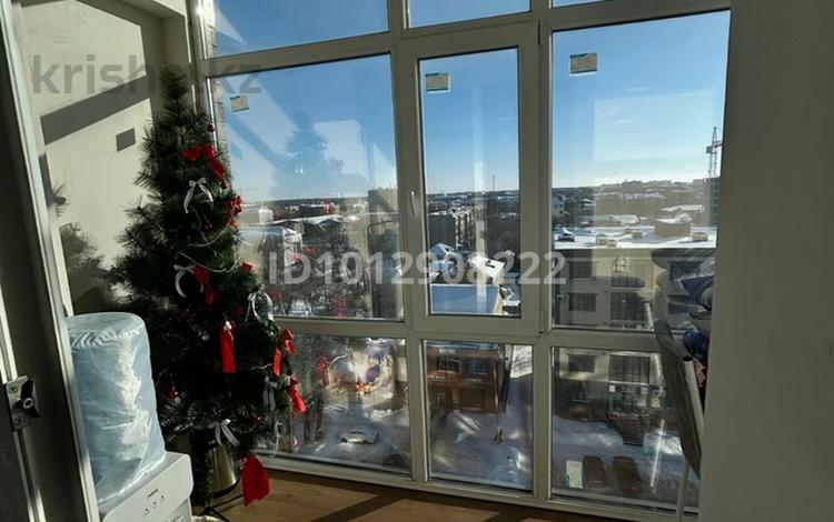 2-комнатная квартира · 70 м² · 8/10 этаж, Сарайшык — По улице сарайшык за 40 млн ₸ в Уральске, мкр Школьник — фото 2