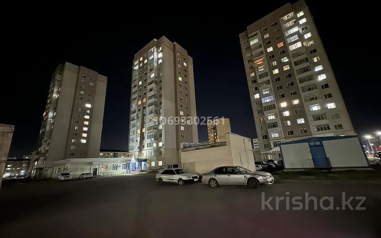 2-комнатная квартира, 67.3 м², 16/16 этаж посуточно, 6 мкр 12 за 17 000 〒 в Талдыкоргане, мкр Болашак — фото 2
