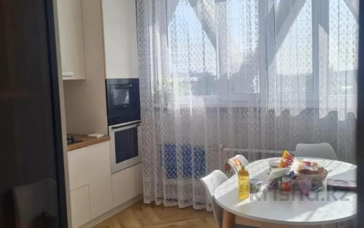 3-комнатная квартира · 74 м² · 8/8 этаж, Кожамкулова 117 за 56.5 млн ₸ в Алматы, Алмалинский р-н — фото 3