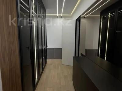 2-комнатная квартира · 100 м² · 1/3 этаж, Аскарова 55/1 к1 за 1.2 млн ₸ в Алматы, Бостандыкский р-н