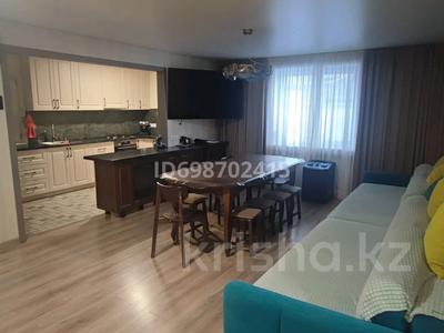 Отдельный дом · 7 комнат · 280 м² · 8.6 сот., Космонавтов 3 — Мечеть, Таир за 85 млн 〒 в Караганде, Казыбек би р-н