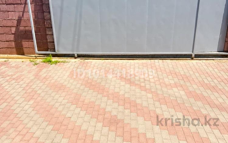 Офисы, салоны красоты, медцентры и аптеки, образование · 50 м² за 28 млн ₸ в Алматы, Алатауский р-н — фото 2