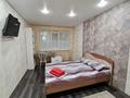1-комнатная квартира, 37 м², 1/5 этаж посуточно, Павлова 13 за 10 000 〒 в Павлодаре — фото 2