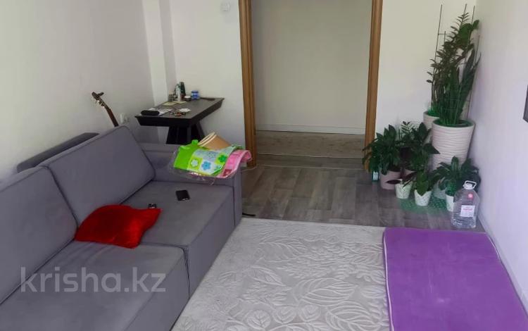 4-бөлмелі пәтер · 90 м² · 5/5 қабат, Абдуллы Розыбакиева — Карасай батыра, бағасы: 67 млн ₸ в Алматы, Алмалинский р-н — фото 2