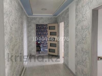 Часть дома · 3 комнаты · 80 м² · 10 сот., Пархоменко 79/1 — Залиния за 6.5 млн ₸ в Макинске