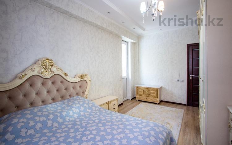 2-комнатная квартира, 74 м², 3/12 этаж, Толе би 298/1 за 54 млн 〒 в Алматы, Ауэзовский р-н — фото 3