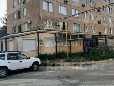 1-бөлмелі пәтер · 20 м² · 2/5 қабат, 2 ш/а. 257/1 — Бр. Жубановых, бағасы: ~ 3 млн ₸ в Актобе, мкр 8