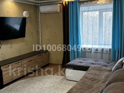 3-комнатная квартира · 60 м² · 4/5 этаж, мкр Михайловка 21 — Гостиница Чайка за ~ 27.4 млн ₸ в Караганде, Казыбек би р-н