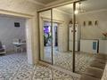 Жеке үй · 6 бөлме · 350 м² · 6 жүзд., Садовая 135 — СК Актюбрентген-16 (рядом ресторан Юрта), бағасы: 65 млн ₸ в Актобе — фото 7