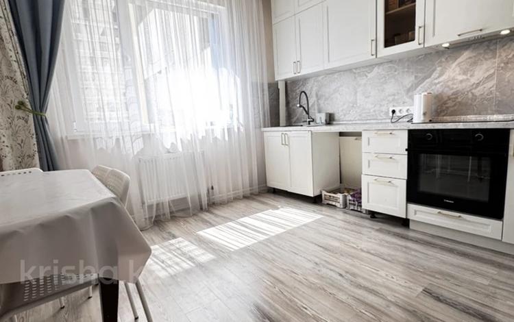 3-бөлмелі пәтер · 82 м² · 7/9 қабат, Туран 55/13, бағасы: 55 млн ₸ в Астане — фото 4