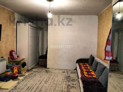 1-комнатная квартира, 40 м², 1/1 этаж, мкр Жулдыз-1 17 В за 12.5 млн 〒 в Алматы, Турксибский р-н