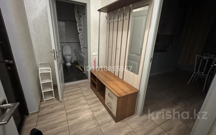 1-бөлмелі пәтер · 40 м² · 7/9 қабат, мкр Аксай-4 32 — Момышулы Жубанова, бағасы: 34.8 млн ₸ в Алматы, Ауэзовский р-н — фото 2