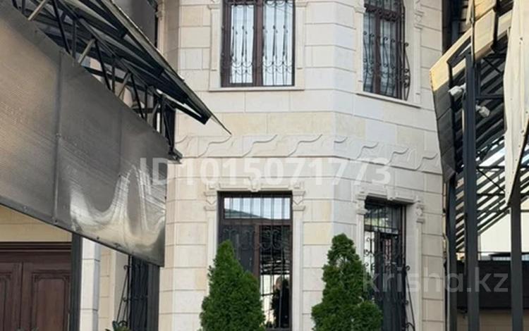 Отдельный дом · 10 комнат · 75 м² · 15 сот., мкр Заря Востока 2353 — 151 школа за 550 млн ₸ в Алматы, Алатауский р-н — фото 2