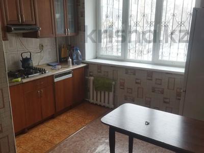 3-комнатная квартира, 65 м², 2/5 этаж, мкр №11 47 за 39.5 млн 〒 в Алматы, Ауэзовский р-н