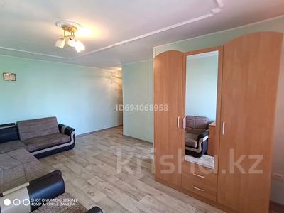 1-комнатная квартира, 32 м², 5/5 этаж, Сагадата Нурмагамбетова 49 за 10.9 млн 〒 в Усть-Каменогорске