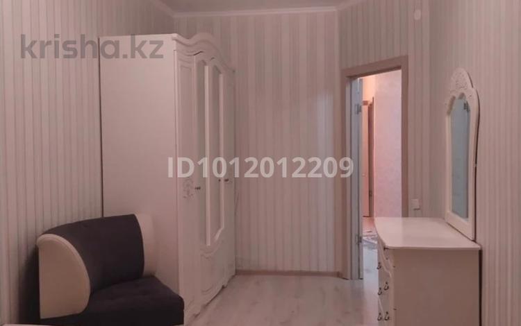 2-комнатная квартира · 63 м² · 1/4 этаж, 9-й микрорайон, зелёная 6/3 — ул зелёная и ул центральная за 33 млн ₸ в Костанае — фото 2