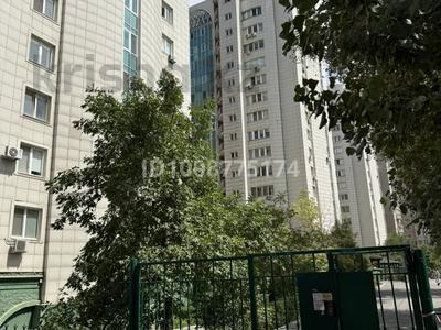 6-комнатная квартира · 200 м² · 11/14 этаж, Торайгырова 25 за 200 млн ₸ в Алматы, Бостандыкский р-н