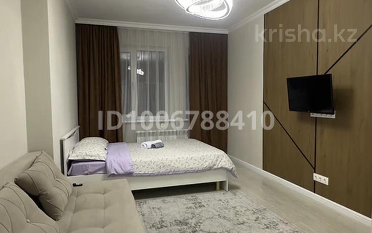 1-бөлмелі пәтер · 40 м² · 3/24 қабат, Сауран 15/3 — Орынбор/ кабанбай батыра/ сауран, бағасы: 15 000 ₸ в Астане, Есильский р-н — фото 2