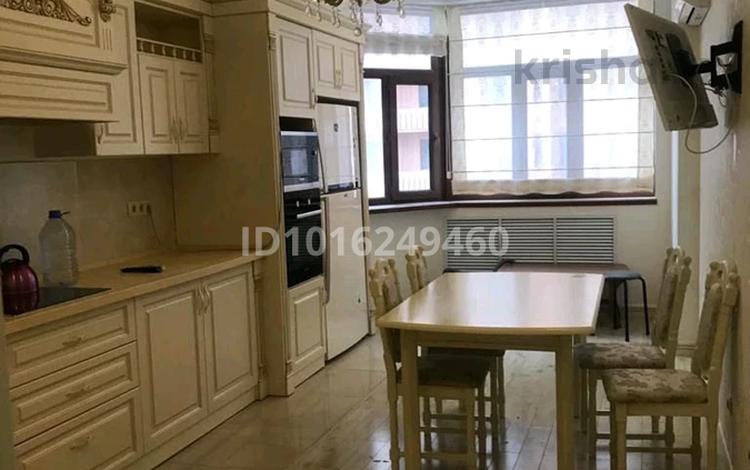 2-комнатная квартира · 92 м² · 5/14 этаж, 17-й мкр, 17 мкрн 7 за 320 000 ₸ в Актау — фото 2