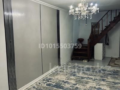 3-бөлмелі пәтер · 80 м² · 2/2 қабат, мкр Жастар 2 18 — Құтты керемет уй сатылады, бағасы: 15.5 млн ₸ в Актобе, жилой массив Жанаконыс