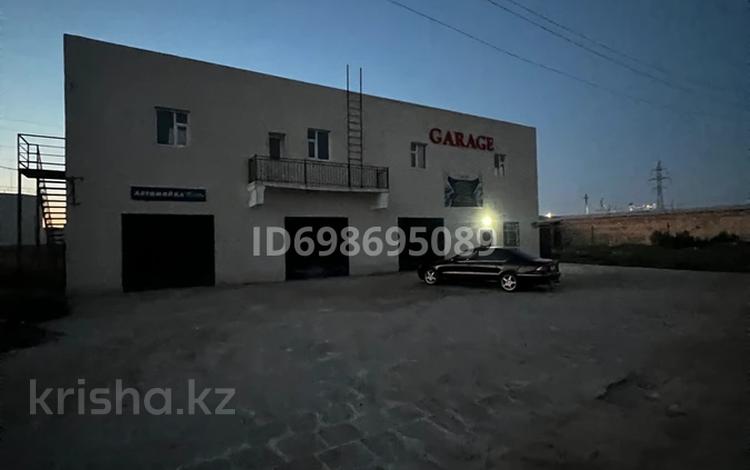 Свободное назначение, офисы, склады, азс, автосервисы и автомойки, развлечения, кабинеты и рабочие места, студии · 500 м² за 380 000 ₸ в Жанаозен — фото 2