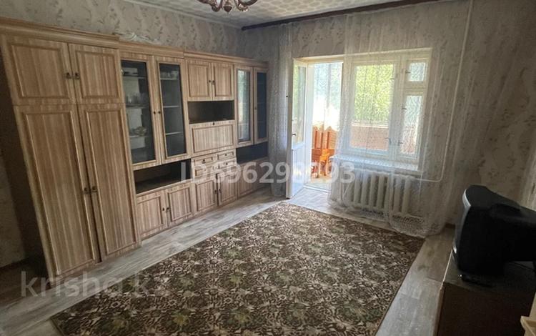 1-комнатная квартира · 38 м² · 3/6 этаж, Уалиханова 32 за 220 000 ₸ в Алматы, Медеуский р-н — фото 2