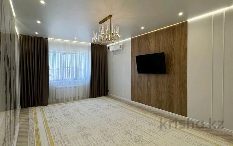 4-комнатная квартира · 130 м² · 3/9 этаж, мкр. Алтын орда за 73 млн 〒 в Актобе — фото 2