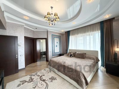 5-комнатная квартира · 211 м² · 12/13 этаж, Ходжанова 92 — Аль-Фараби - Ходжанова за 225 млн ₸ в Алматы, Бостандыкский р-н